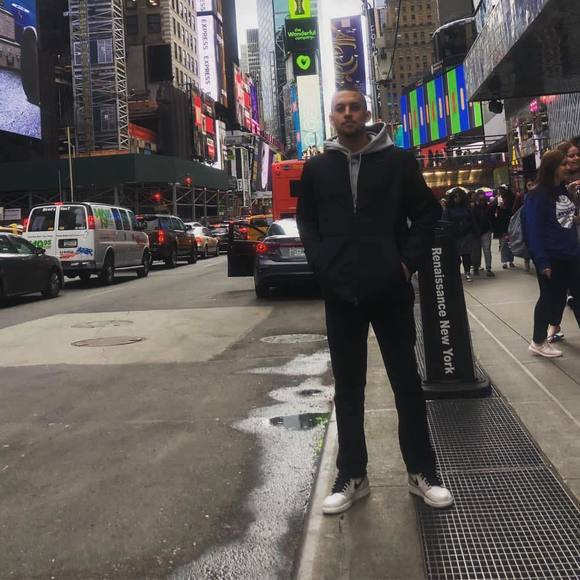 Meet your Posher, Brandon - Picture 1 of 1